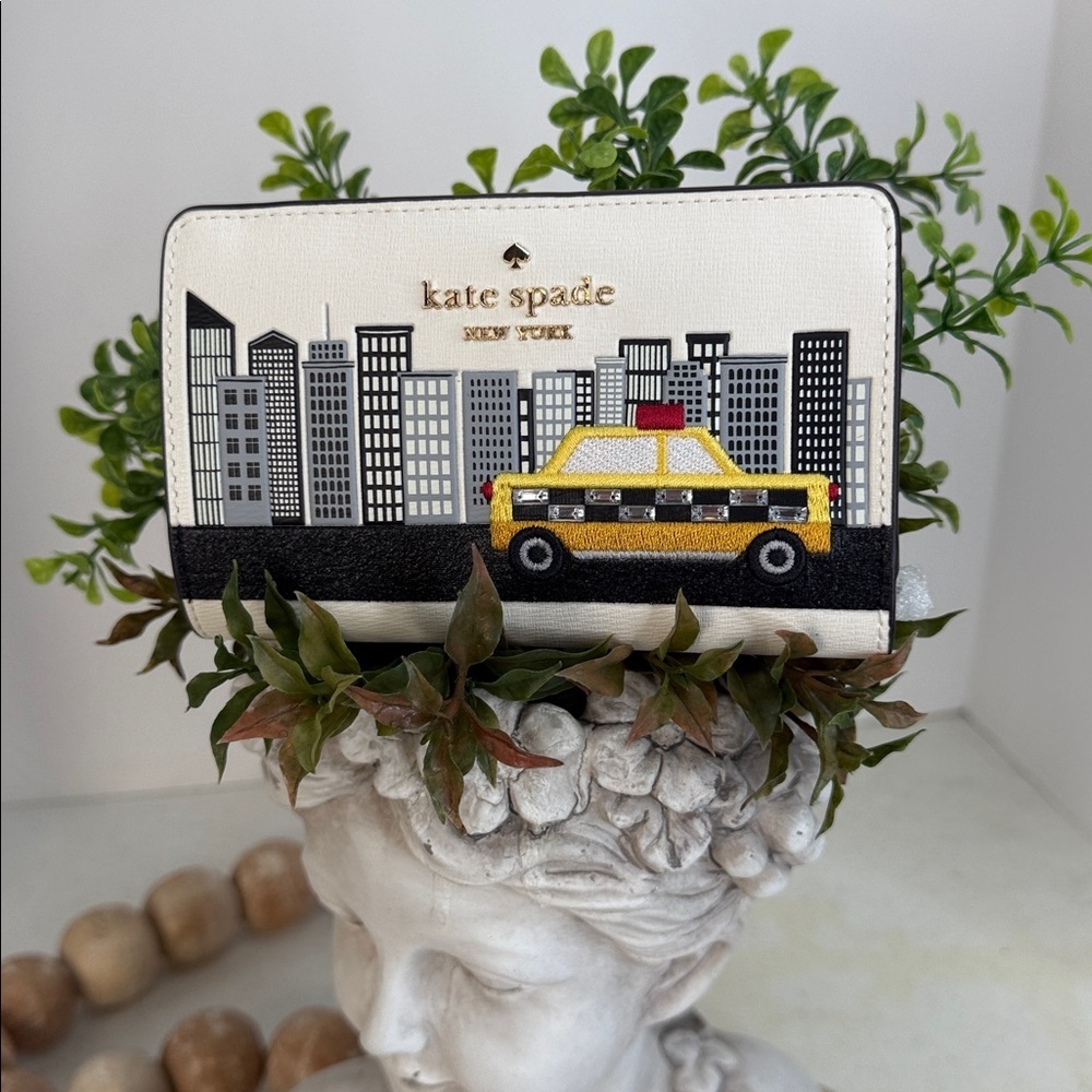 Kate Spade New York Women's Medium Snap Wallet (Meringue Multi)